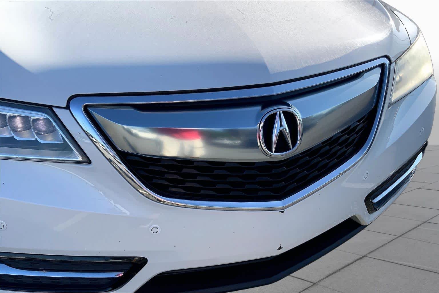 Used 2016 Crystal Black Pearl Acura w/Advance image 30