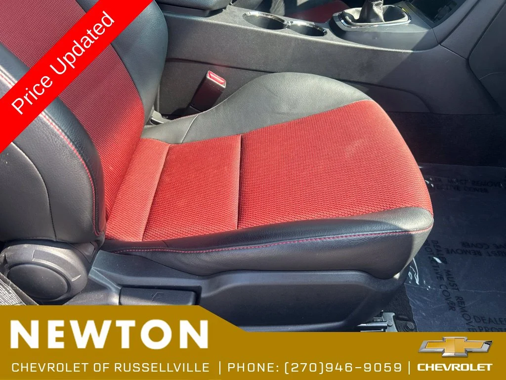 Used 2012 Black Hyundai 3.8 R-Spec image 22