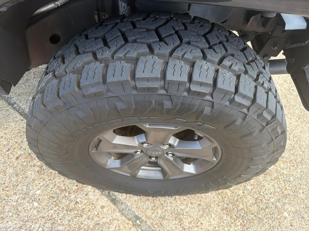 Used 2017 Black Jeep Unlimited Rubicon Recon image 9