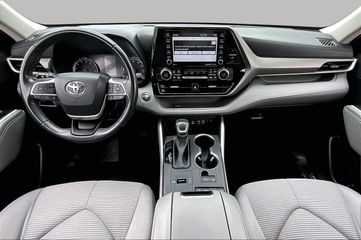 Used 2022 Ruby Flare Pearl Toyota LE image 21