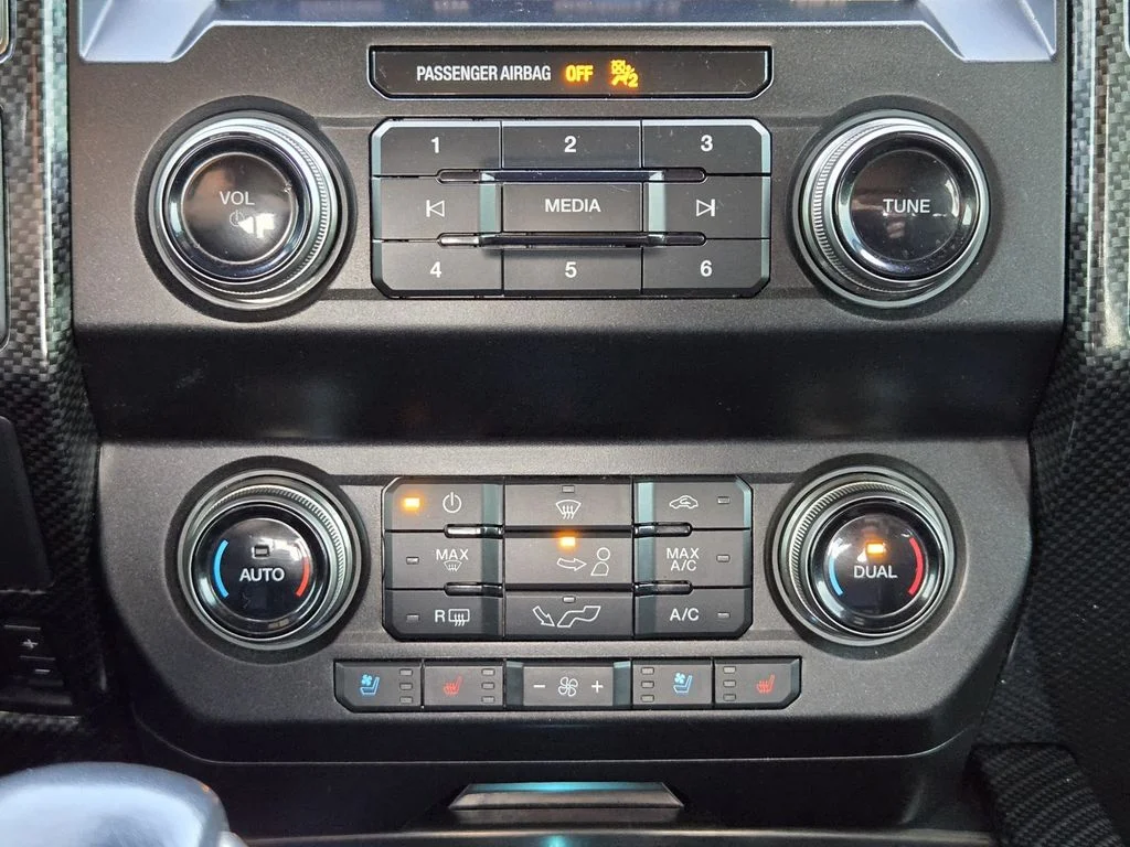 Used 2020 White Ford Raptor image 21