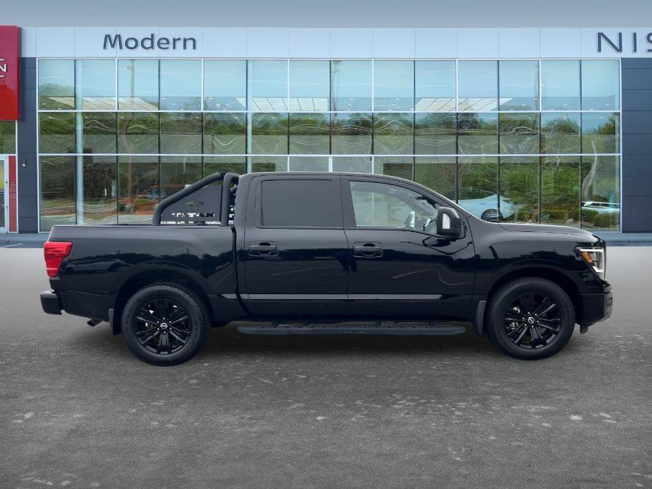 Used 2023 Super Black Nissan SV image 4