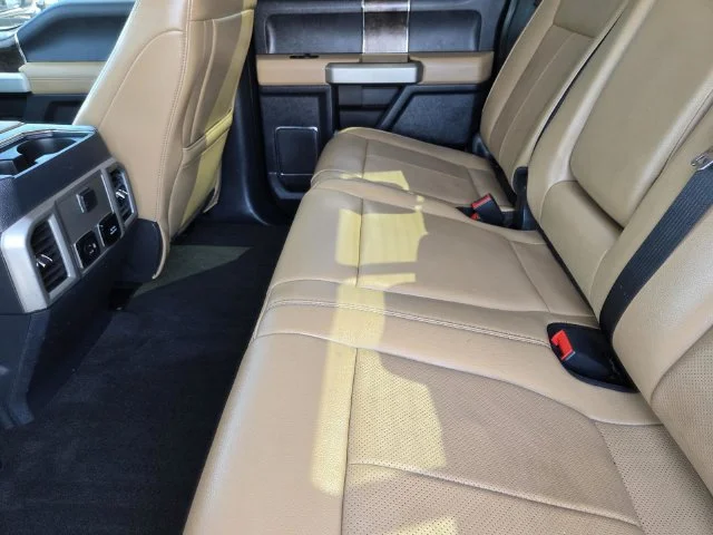 Used 2022  Ford Lariat image 29