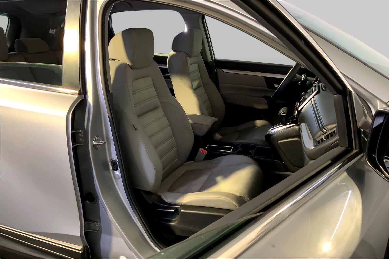 Used 2019 Lunar Silver Metallic Honda LX image 8