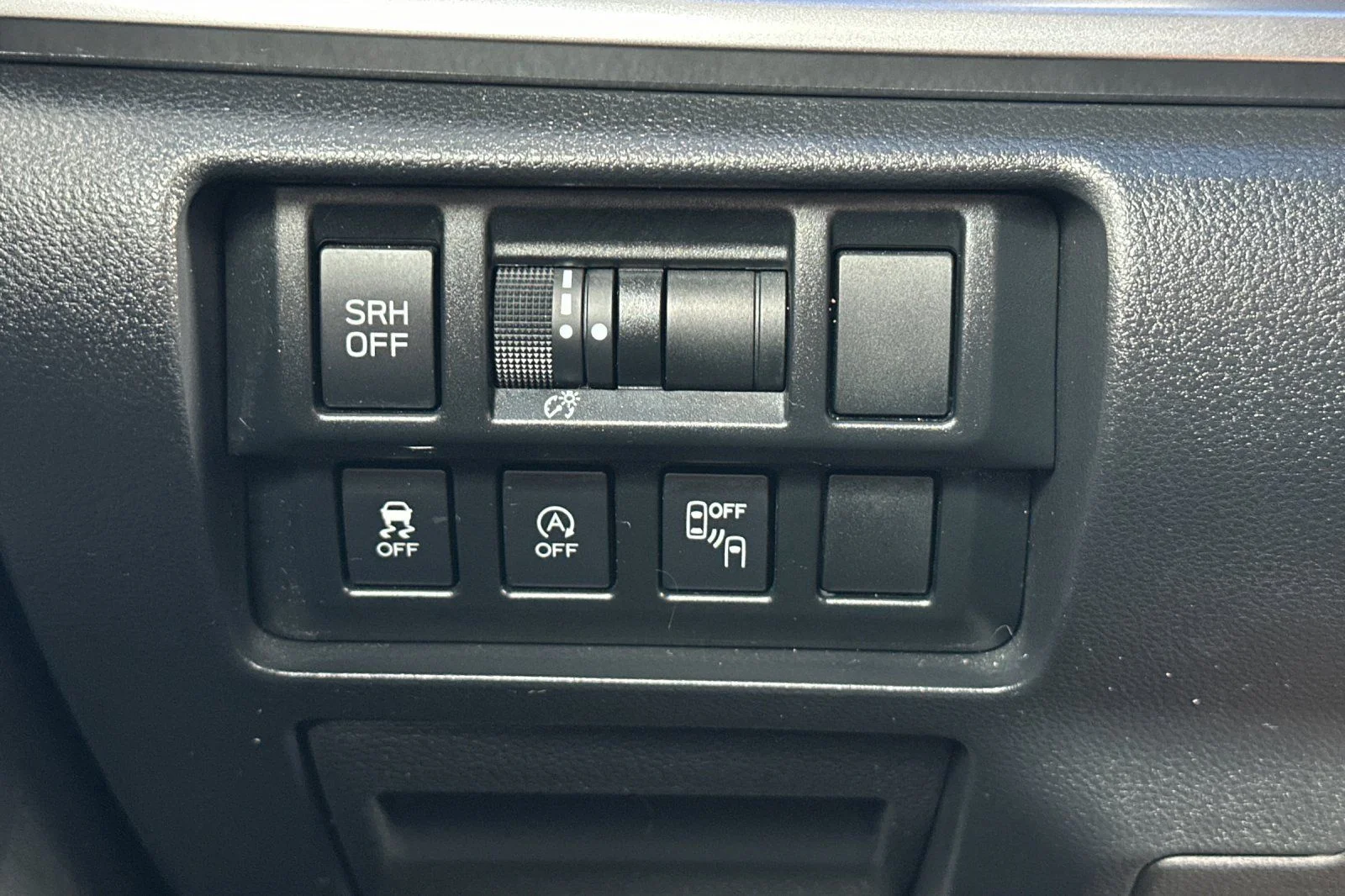Used 2022 Gray Subaru Limited image 33