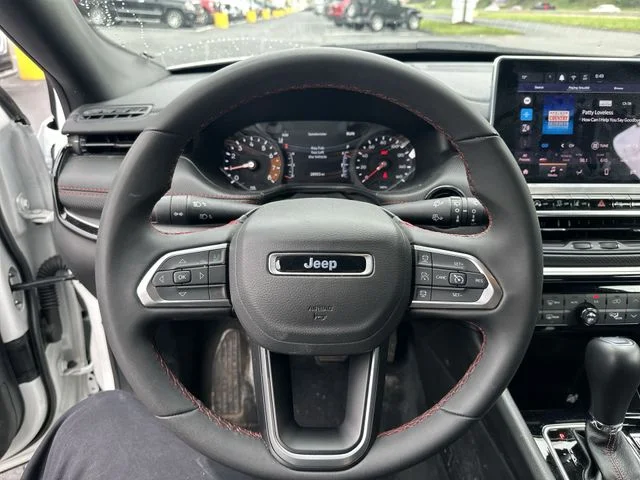2025 Jeep Compass Trailhawk - Photo 13