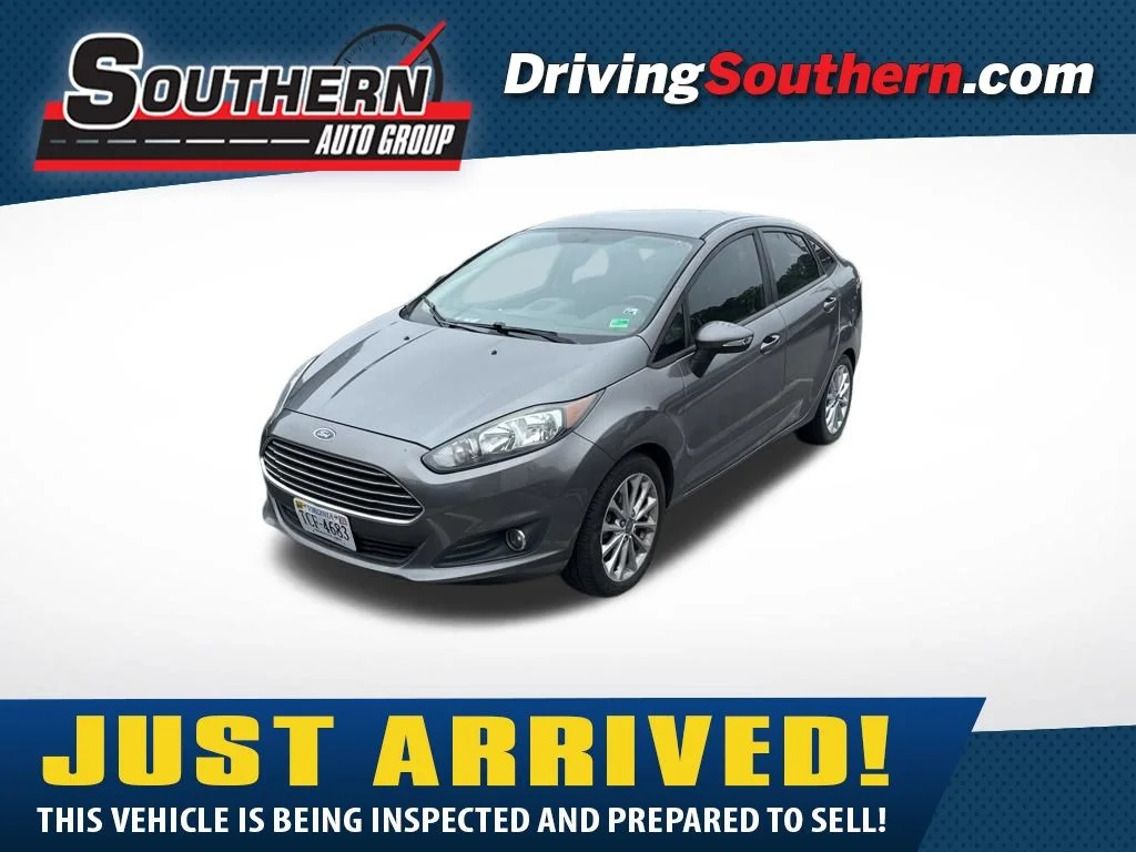 2014 Ford Fiesta SE Sedan's photo