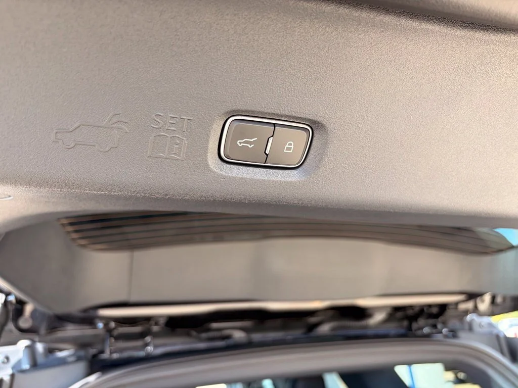 New 2027 Agate Black Metallic Ford Tremor® image 34