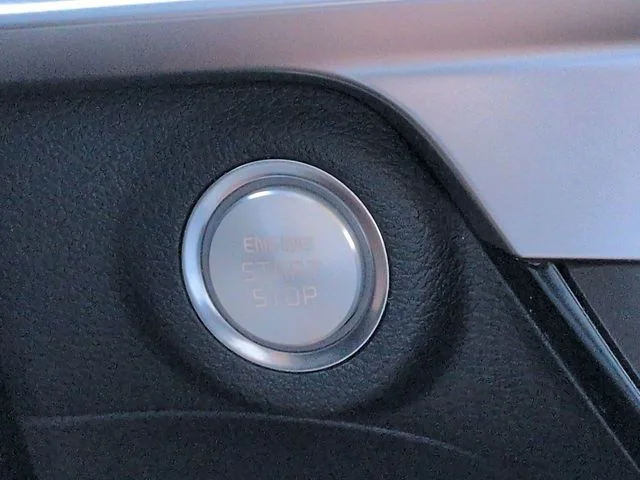 Certified Used 2025 Glacial White Pearl Kia LX image 26