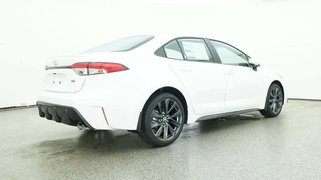 New 2026 Ice Cap Toyota SE image 17