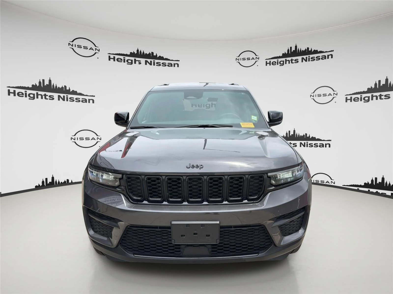 2023 Jeep Grand Cherokee Altitude - Photo 8