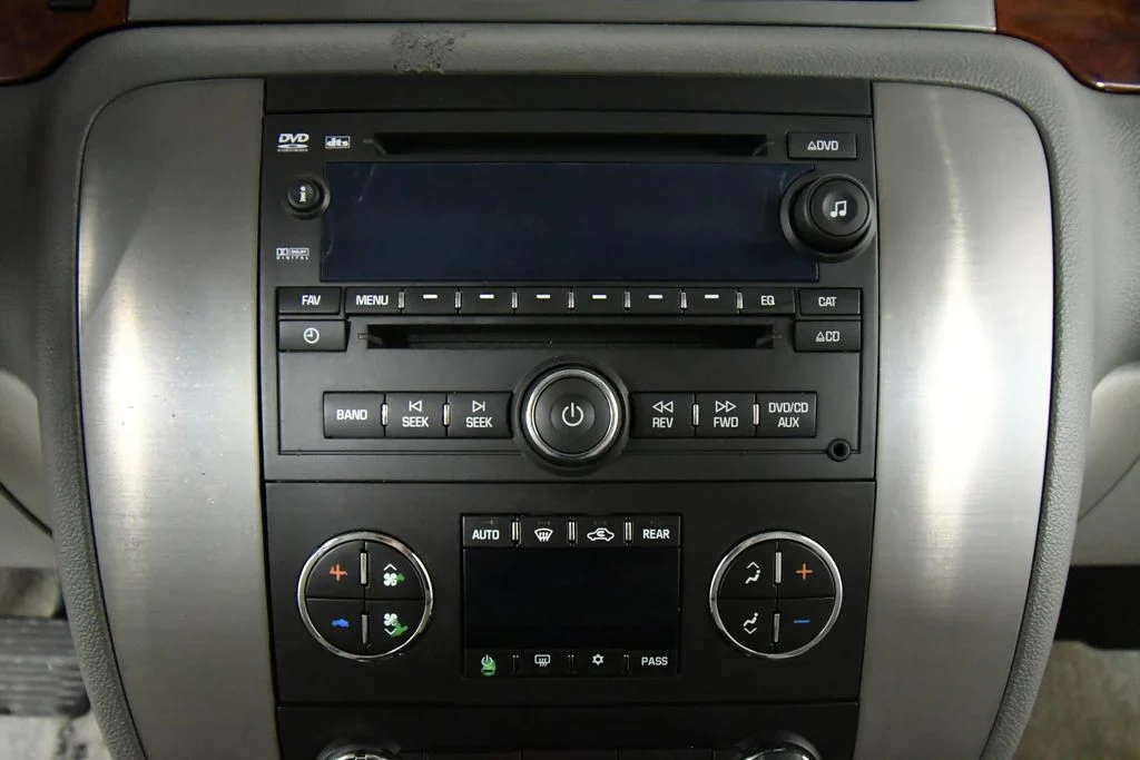 Used 2014 Red GMC SLT image 4