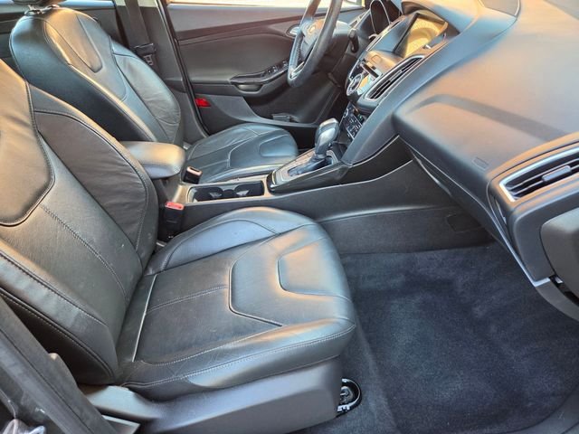 Used 2016 Gray Ford Titanium image 26