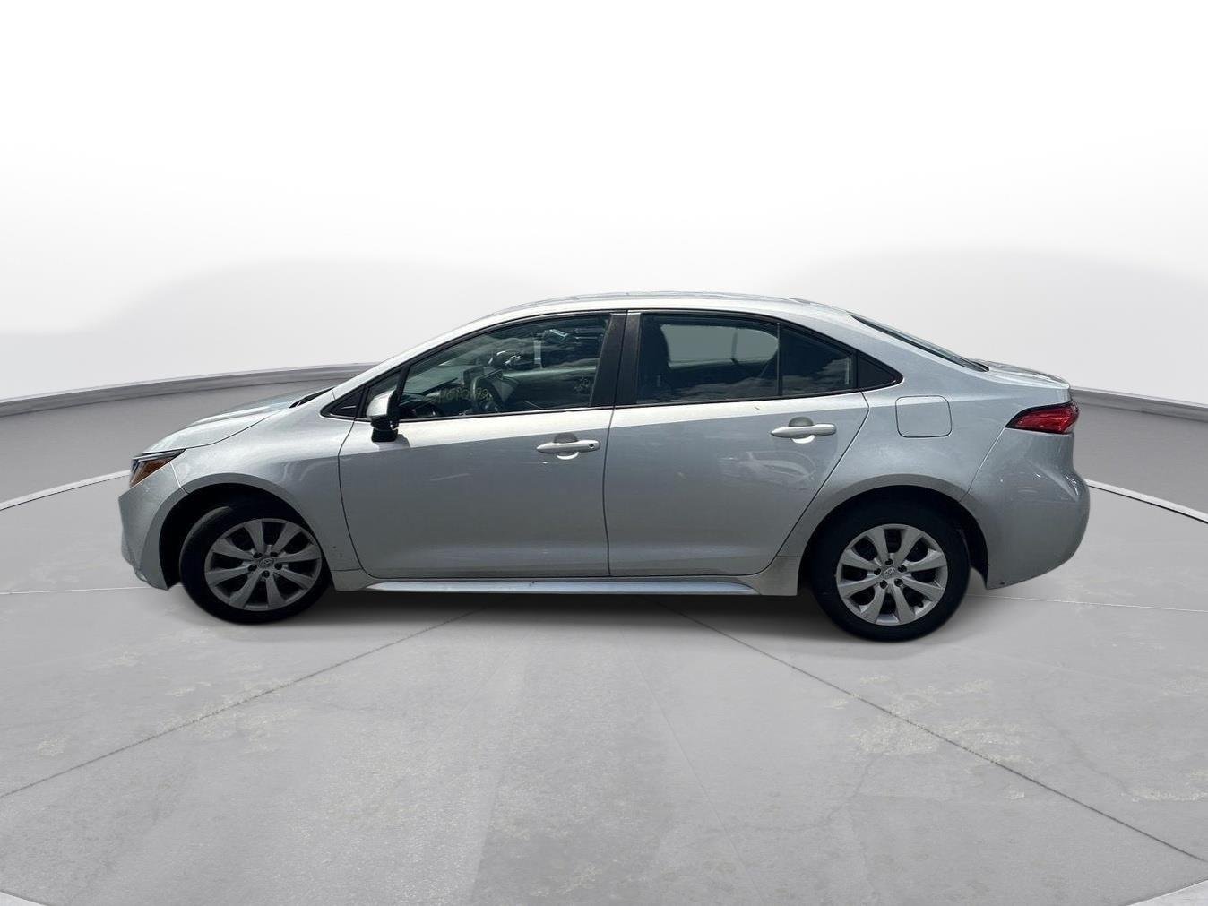 Certified Used 2024 Classic Silver Metallic Toyota LE image 9