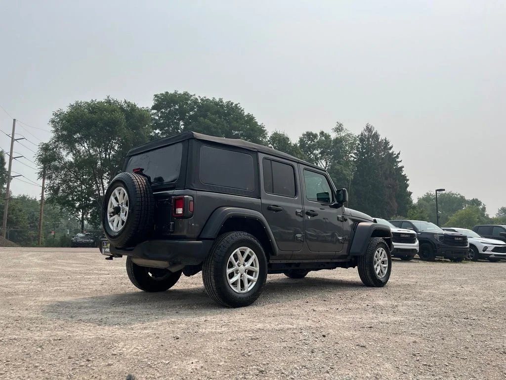 Used 2023 Granite Jeep Sport S image 7
