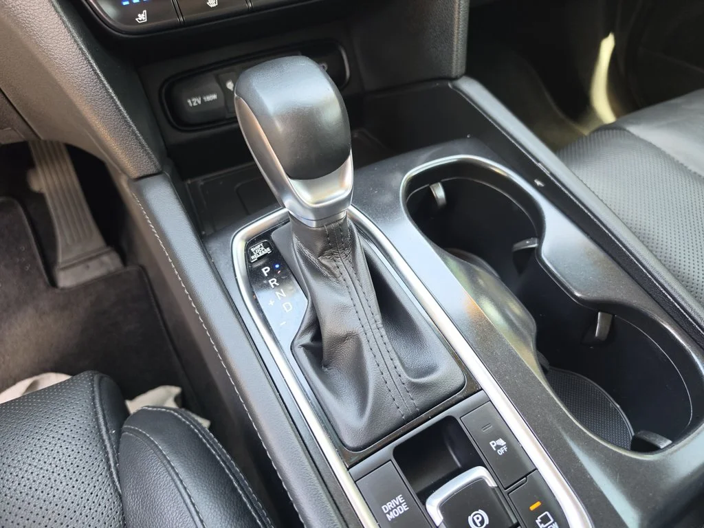 Used 2020 Stormy Blue Hyundai Limited image 25