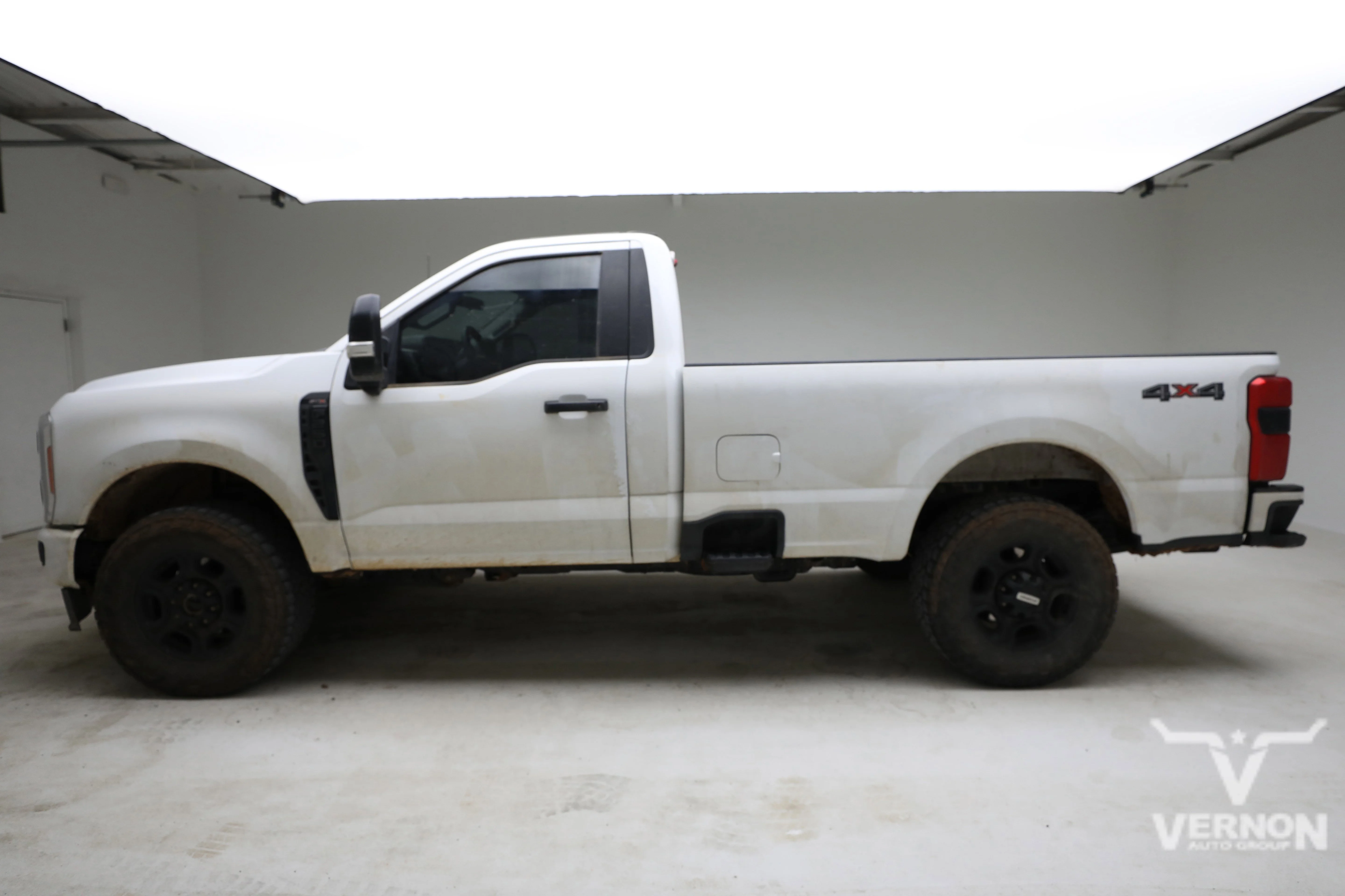 Pre-Owned 2023 Ford Super Duty F-250 XL STX Regular Cab 4x4