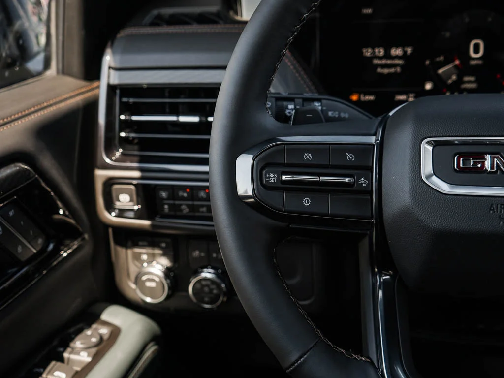 2026 GMC Yukon AT4 - Photo 22