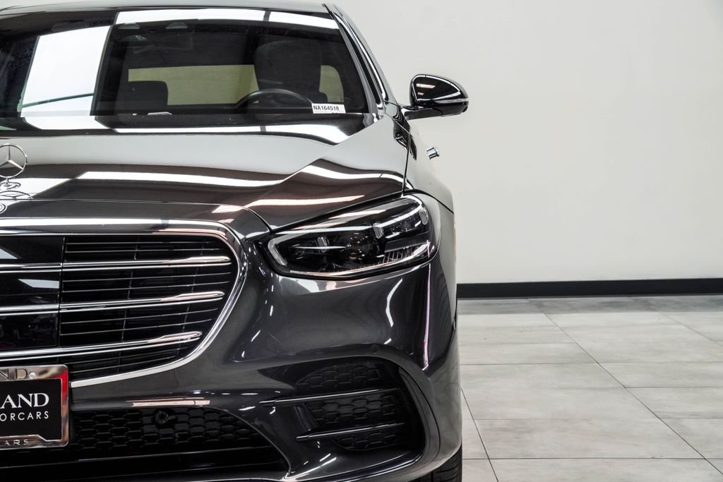 Used 2022 Gray Mercedes-Benz S 500 image 7