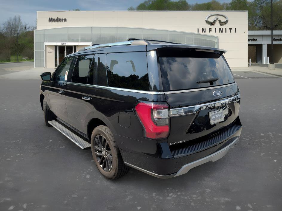 Used 2019 Black Metallic Ford Limited image 5