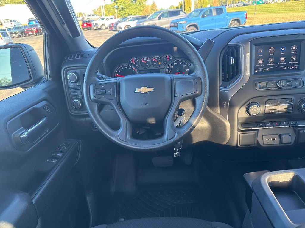 Certified Used 2022 SUMMIT WHITE Chevrolet Custom image 13