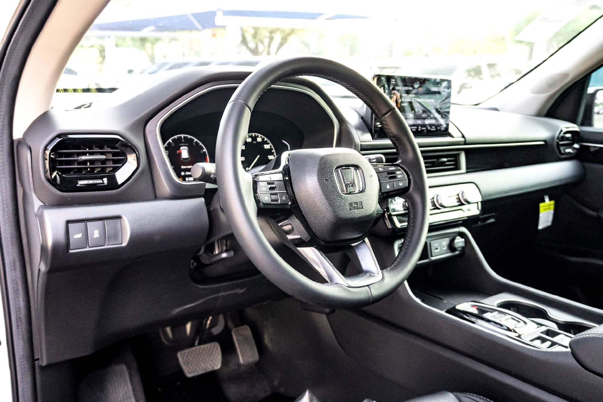 Used 2025 Platinum Honda EX-L image 15