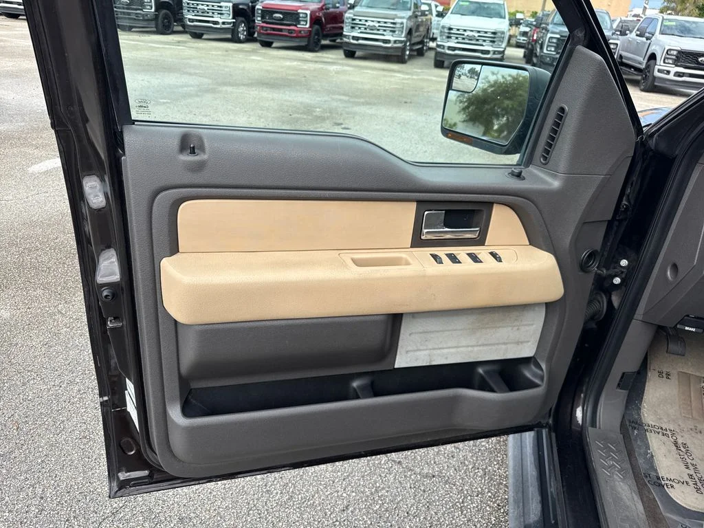 Used 2014 Brown Ford XLT image 12