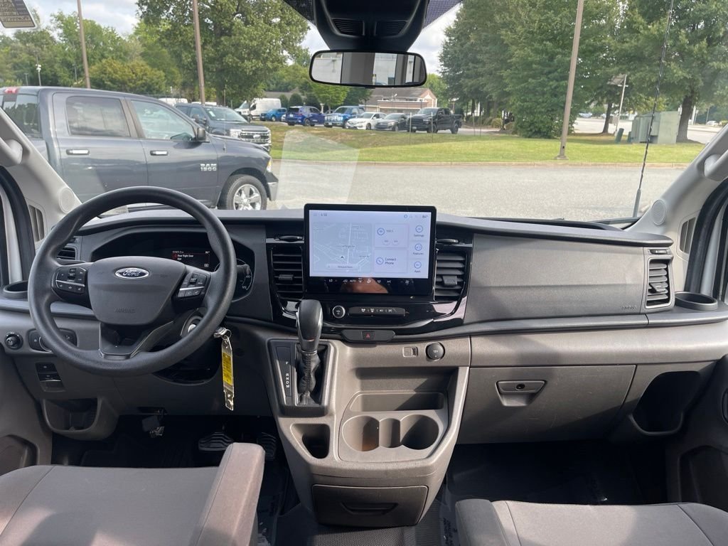 Used 2023 White Ford XLT image 9