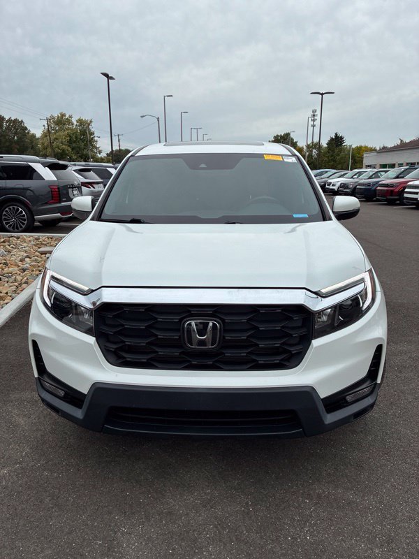 Used 2022 White Honda EX-L image 8
