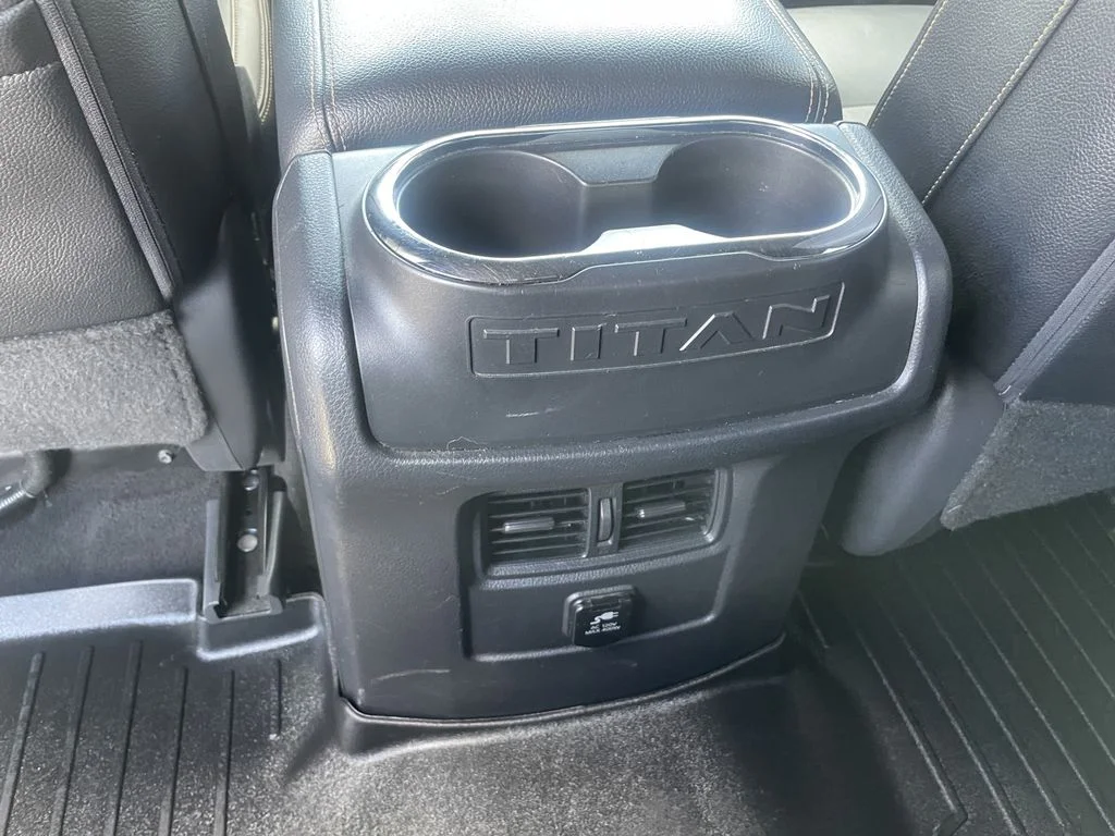 Used 2018 Magnetic Black Nissan SL image 13
