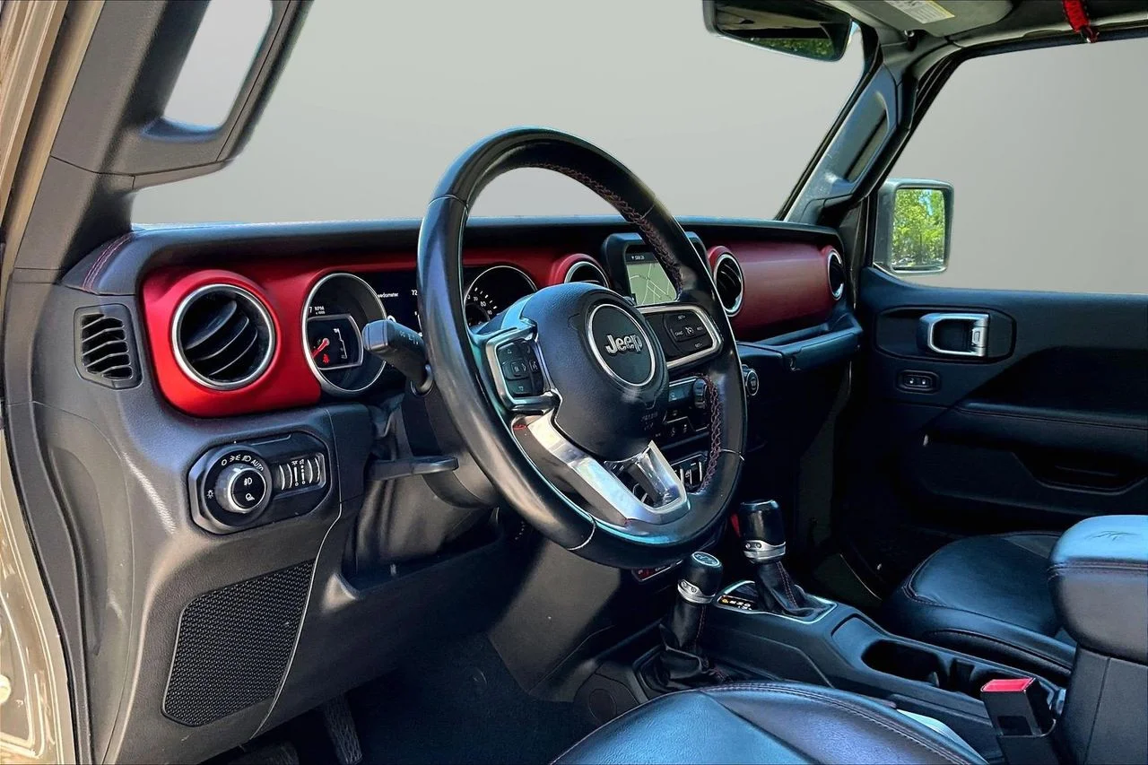 Certified Used 2020 Green Jeep Rubicon image 19