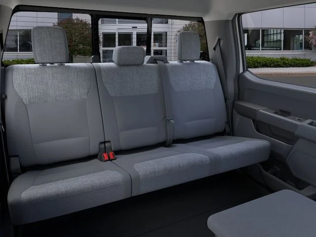 New 2026 Oxford White Ford XLT image 11