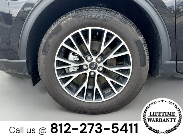 New 2025 Agate Black Metallic Ford Plug-in Hybrid image 32