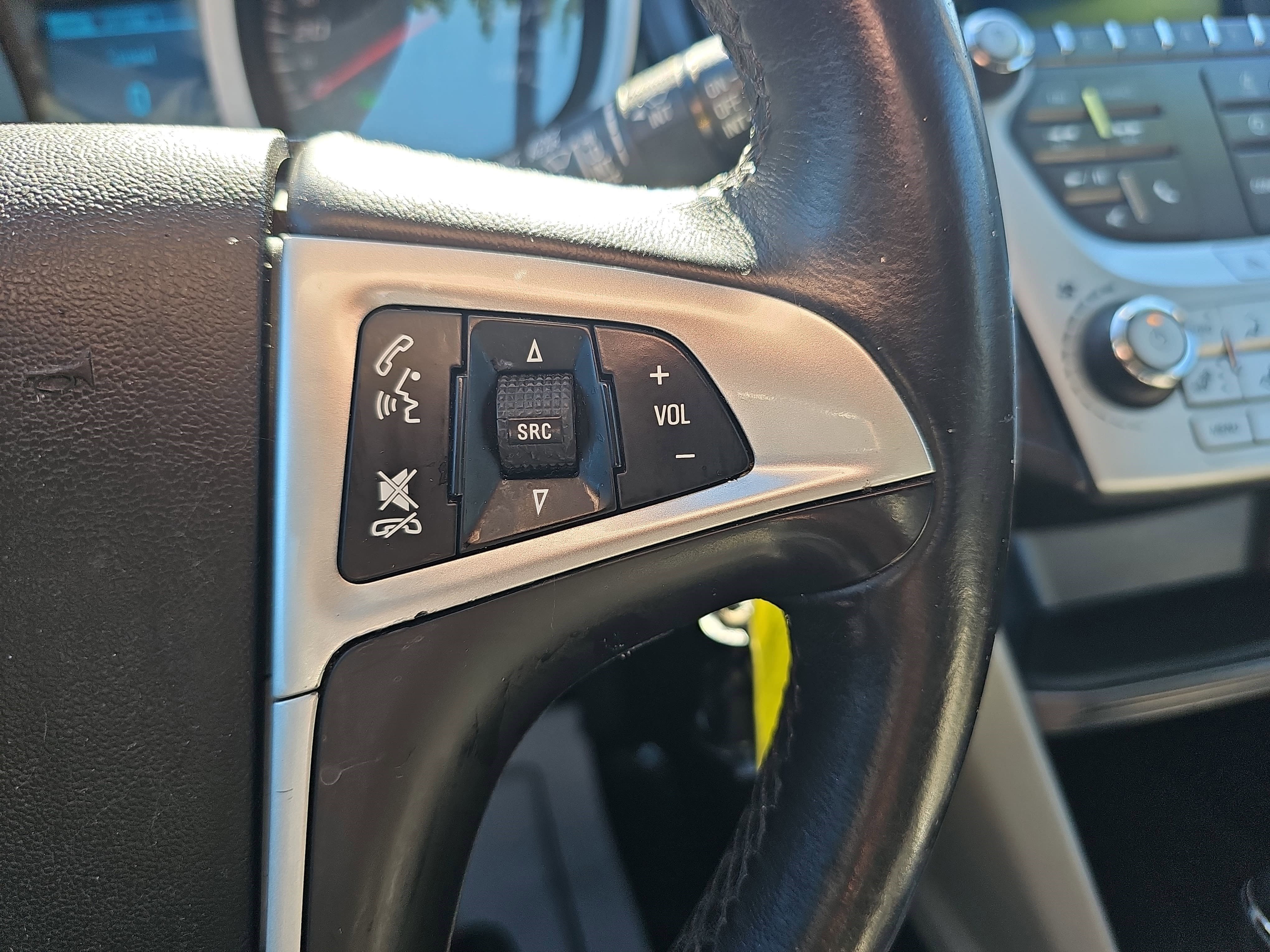 Used 2017 Silver Ice Metallic Chevrolet Premier image 14