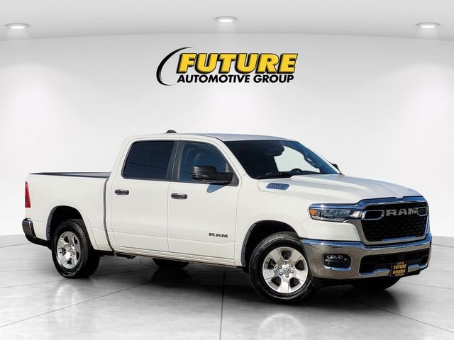 Used 2025 White Ram Big Horn/Lone Star image 1