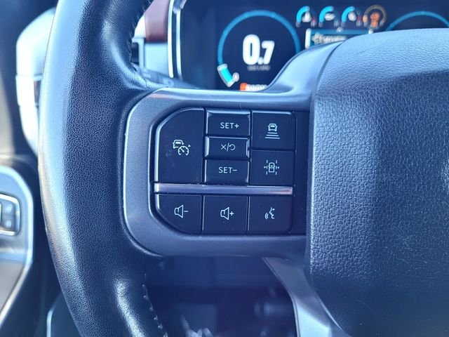 Used 2022 Silver Ford Lariat image 25
