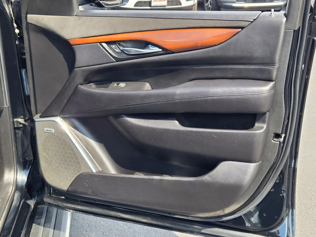Certified Used 2018 Black Cadillac Premium image 6