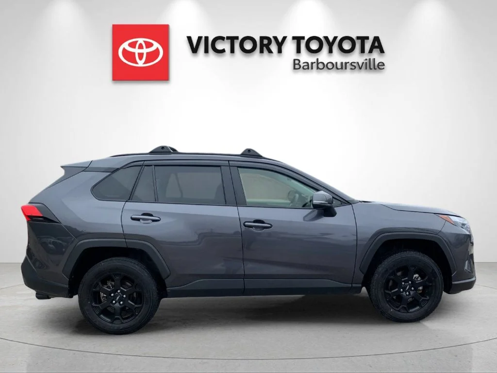 Used 2025 Gray Toyota XLE image 6