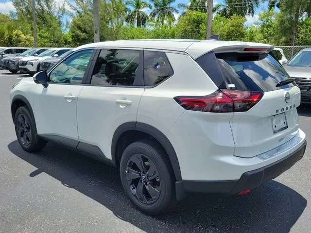 New 2026 Everest White Pearl TriCoat Nissan SV image 6