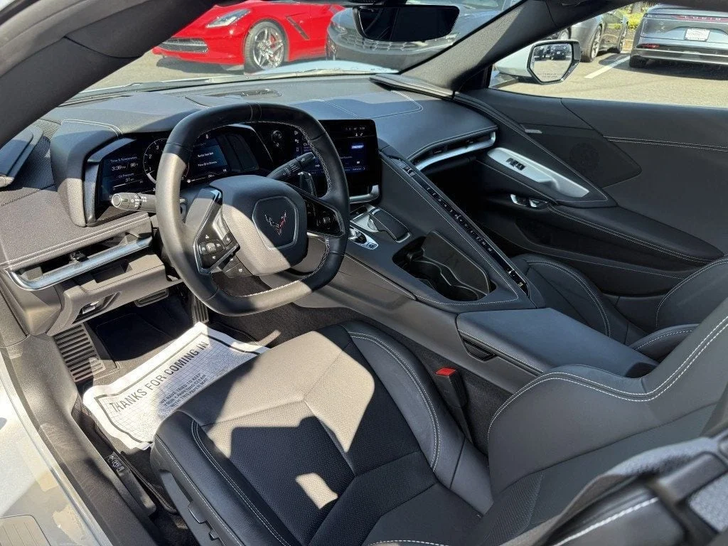 Used 2024 Silver Flare Metallic Chevrolet 2dr Stingray Coupe w/1LT & 20-Spoke Black Wheels image 11