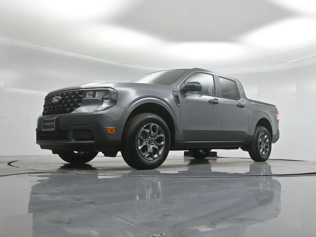 New 2026 Carbonized Gray Metallic Ford XLT image 39
