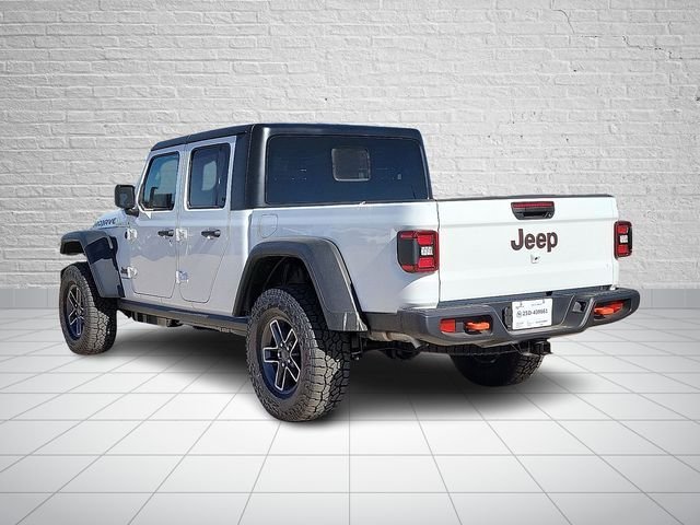 New 2026 Bright White Clear-Coat Exterior Paint Jeep Mojave image 3