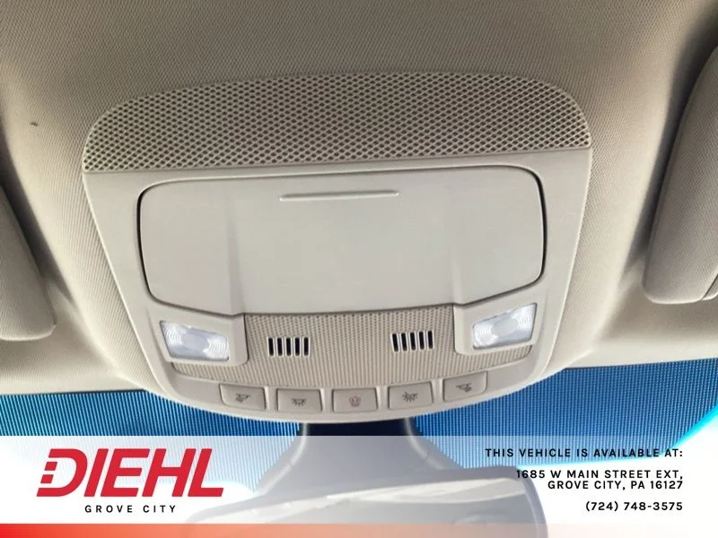 Used 2020 Green Ford SEL image 29