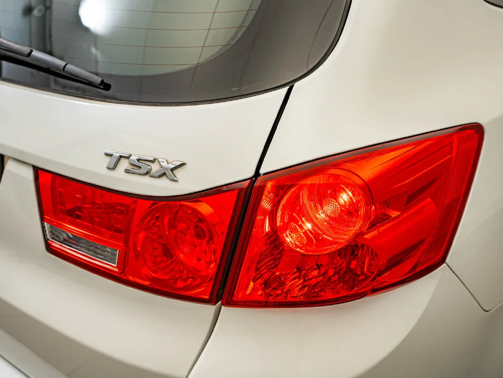 Used 2012 Bellanova White Pearl Acura 5dr Sport Wgn I4 Auto Tech Pkg image 9