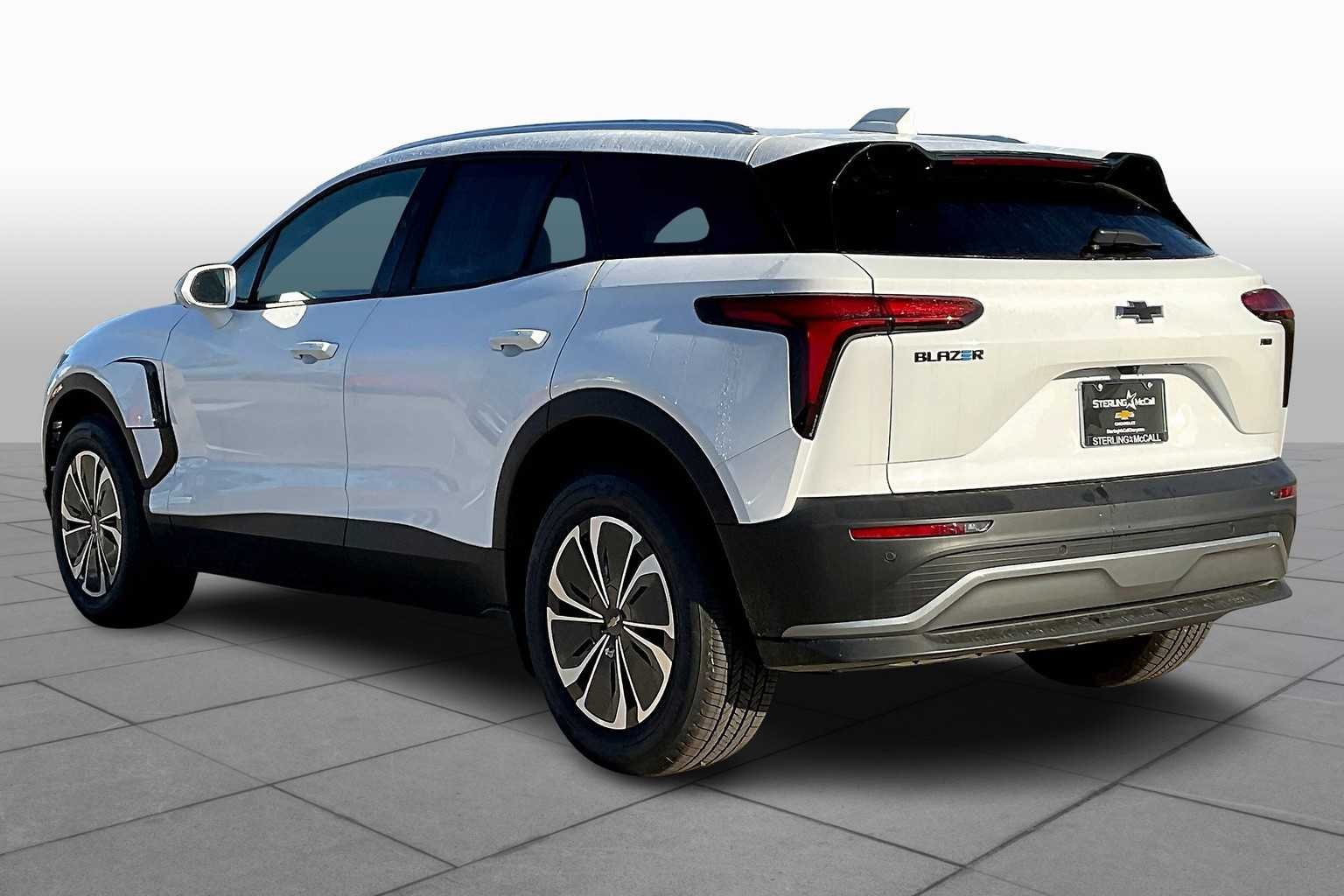 2025 Chevrolet Blazer EV LT - Photo 4