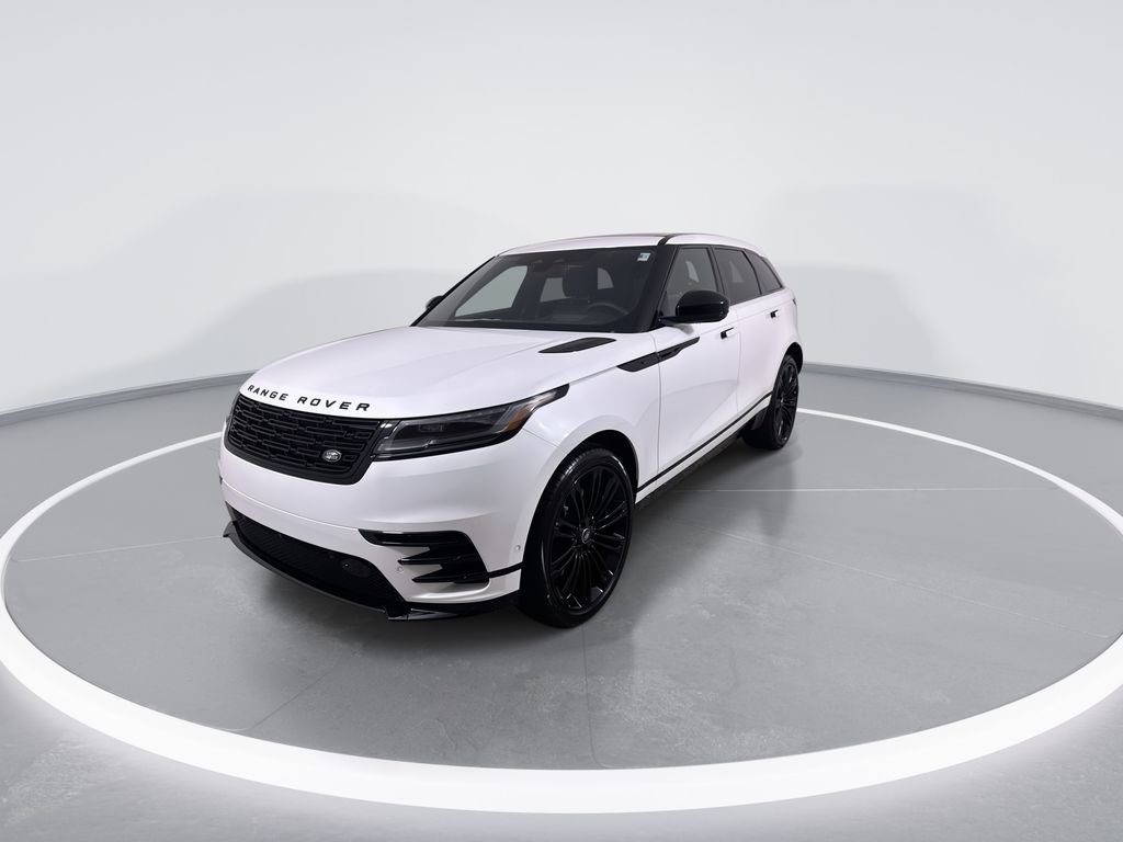 New 2026 Ostuni Pearl White Land Rover P250 Base image 4