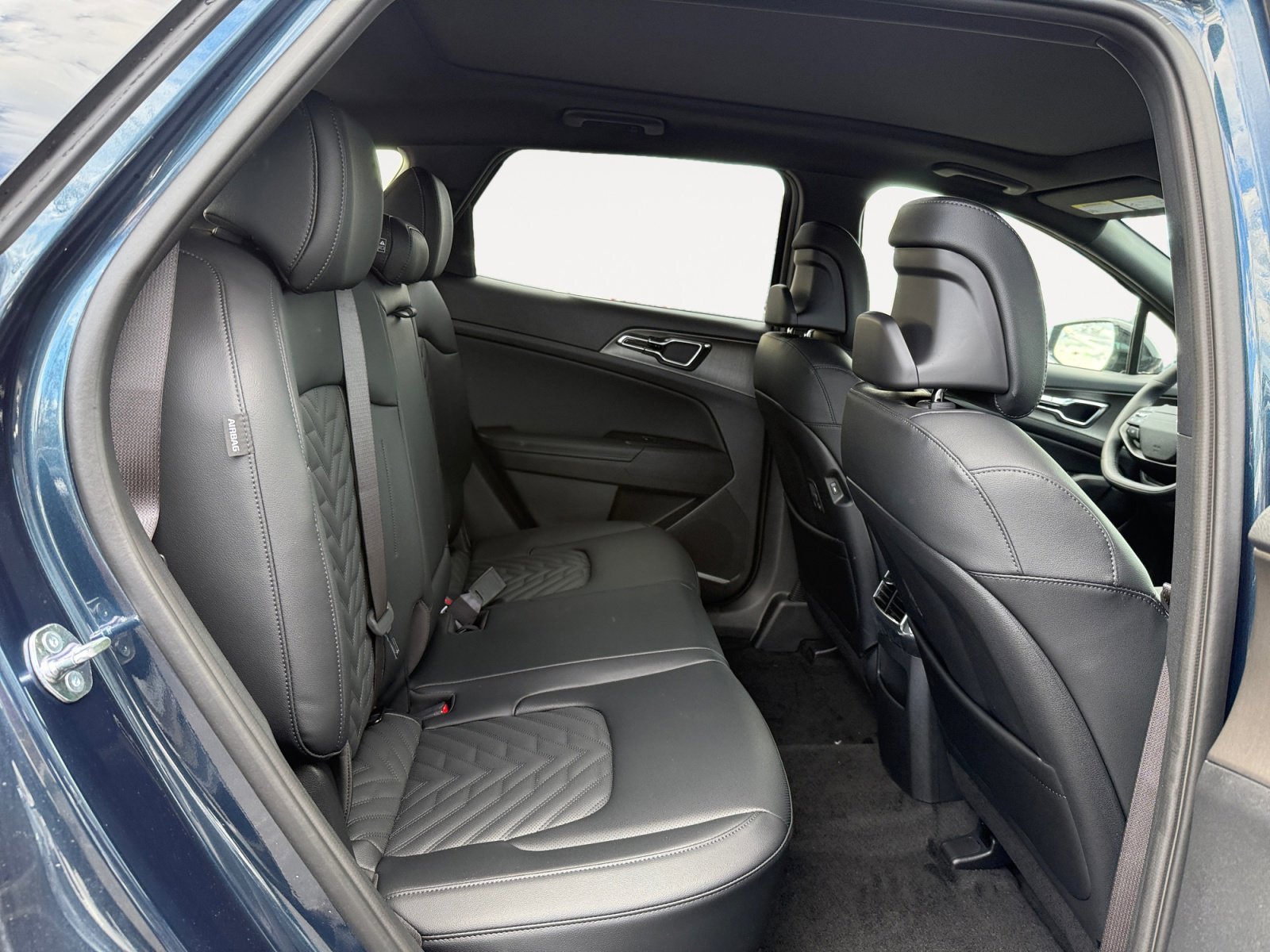 New 2026 Vesta Blue Kia X-Line image 18