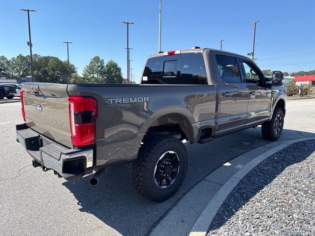 New 2027 Marsh Gray Metallic Ford Lariat image 8
