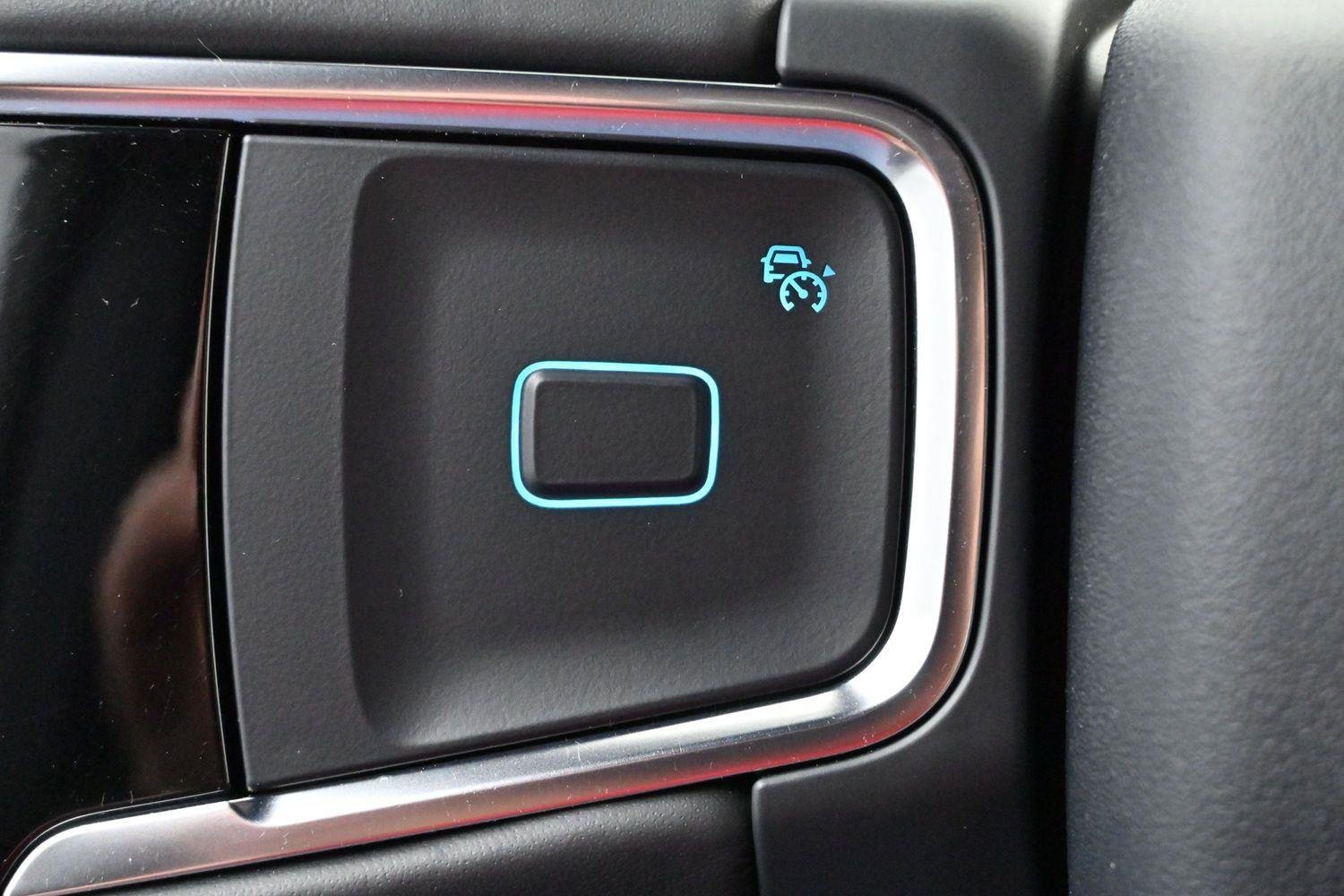 Used 2025 Agate Black Ford Platinum image 24