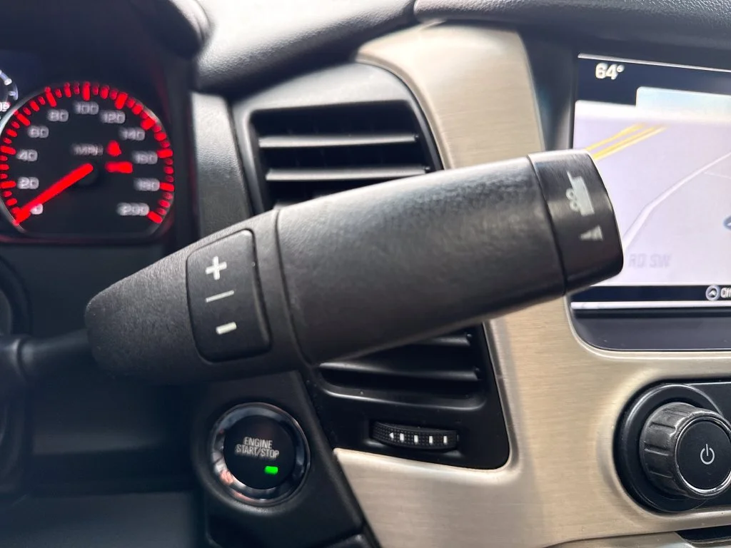 Used 2016 Gray GMC Denali image 29